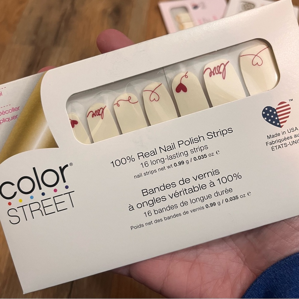 Color Street Heart Design Nail Strips - Picture 2 of 7